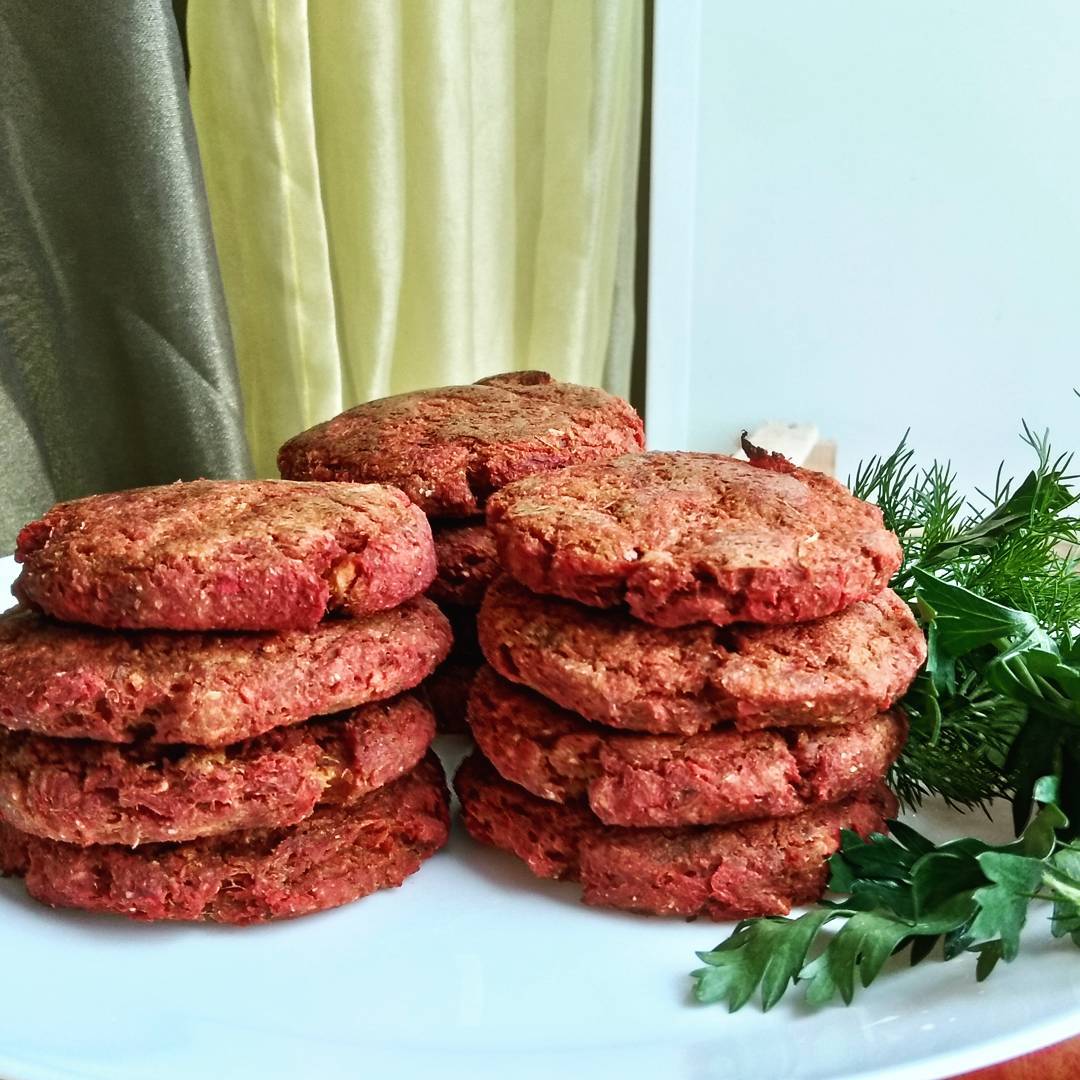 Свекольно-морковные котлетки